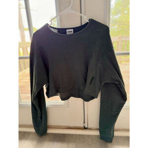 Gymshark Long Sleeve Crop in Grey